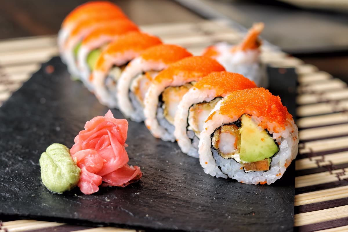 EBY TEMPURA ROLL — Completo
